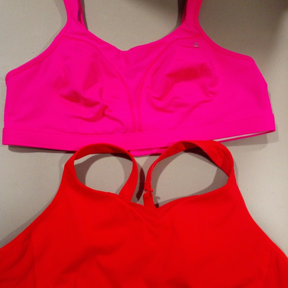 Sports Bras 40C (2 total)